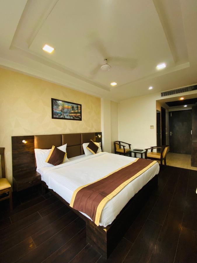 Hotel Ss Grandeur 러크나우 외부 사진