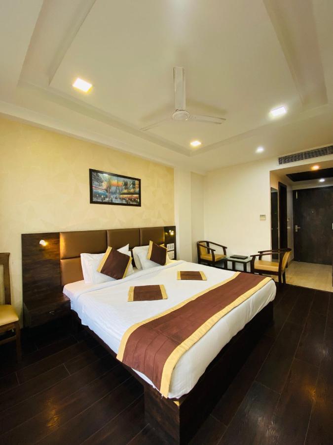 Hotel Ss Grandeur 러크나우 외부 사진